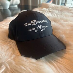 Disney Black Men's Walt Disney World Baseball Cap with White Embroidery